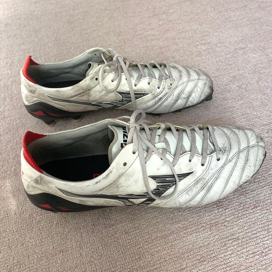 モレリアネオ4 サッカーシューズ・スパイク 27.0cm ホワイト/レッド