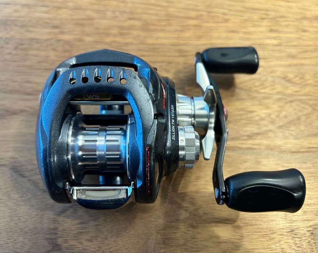 ダイワ ジリオン TW 1516 SH 7.3:1 右ハンドル