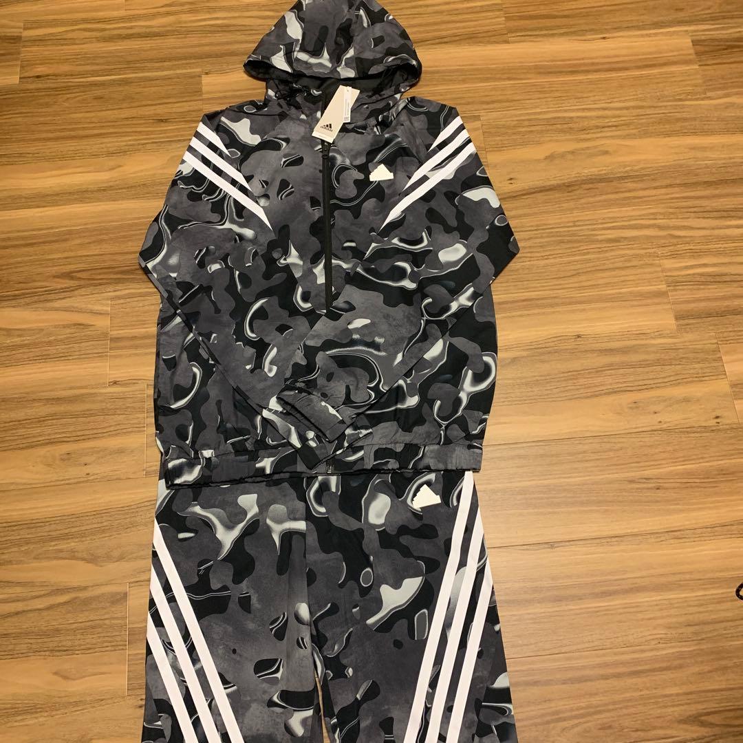 アディダス　サイズL 上下セット　ウインドブレーカー　マーブル柄