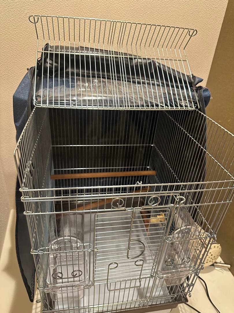 中型鳥かご スチール製止まり木付き