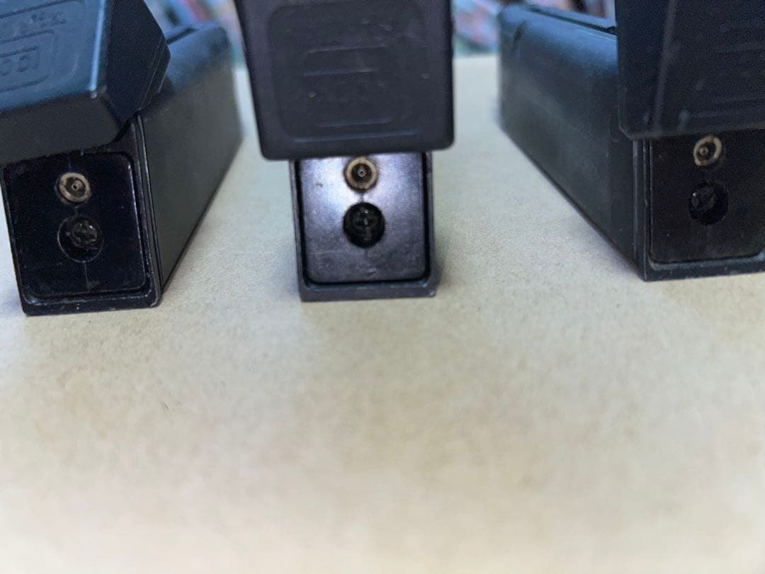 ガスガン　東京マルイ　G17カスタム　フラットダークアース　マガジン3本付き