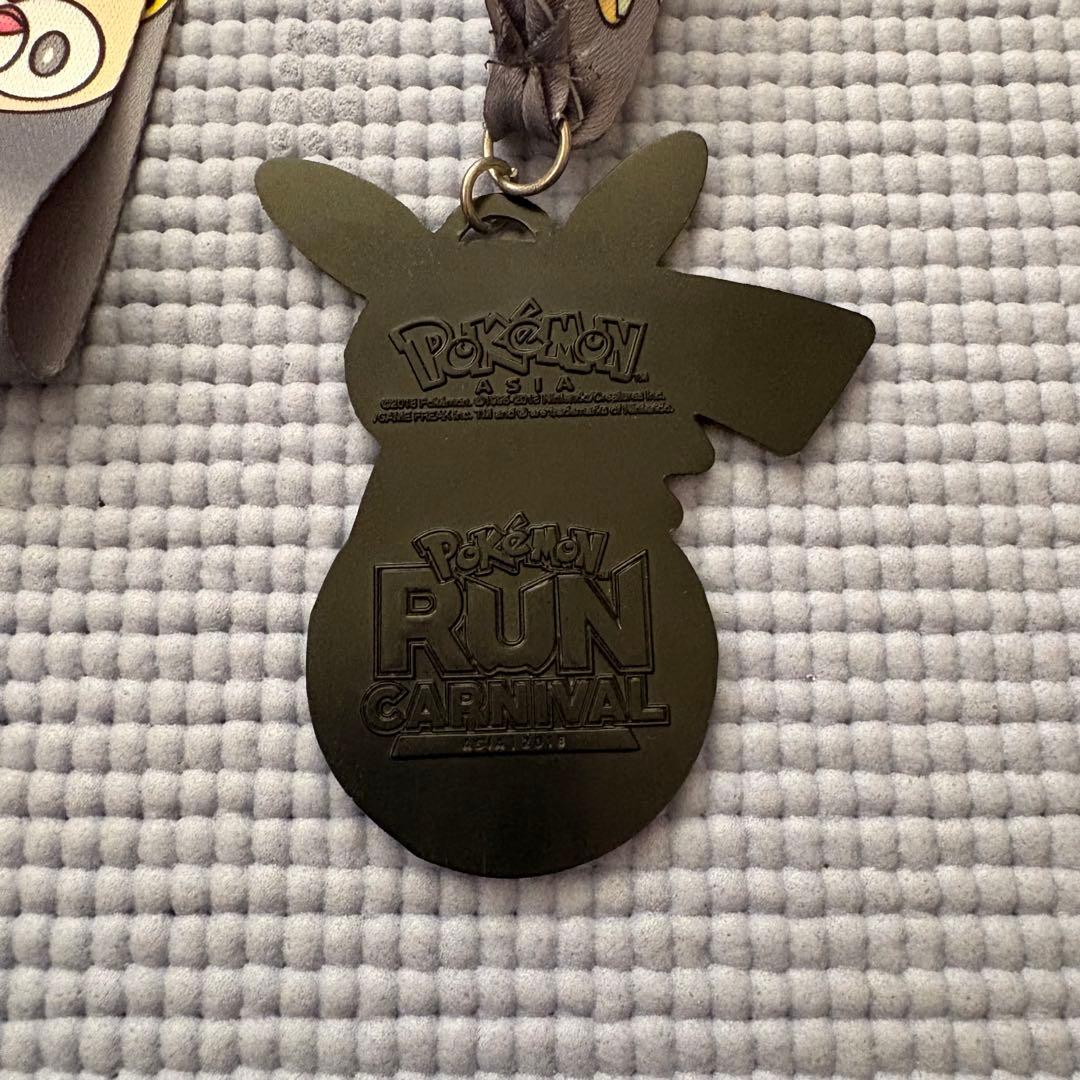 d*7様 海外限定メダル　2018ポケモンラン　シンガポール
