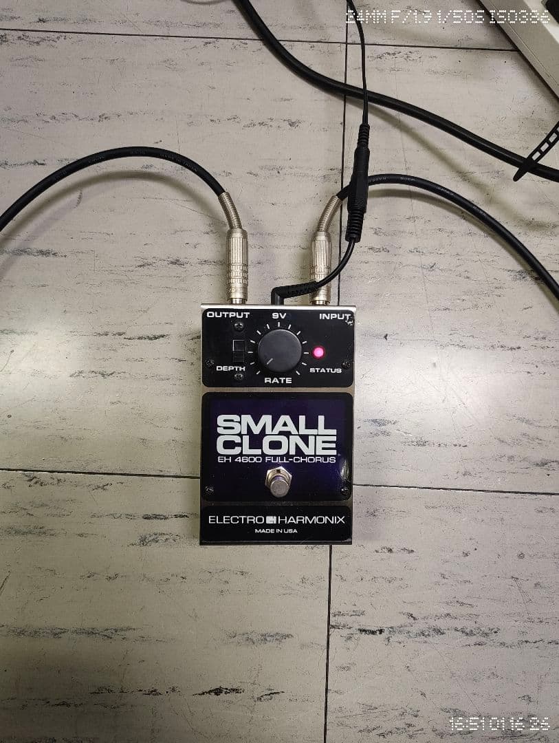 Electro-Harmonix Small Clone コーラス／変換プラグ付