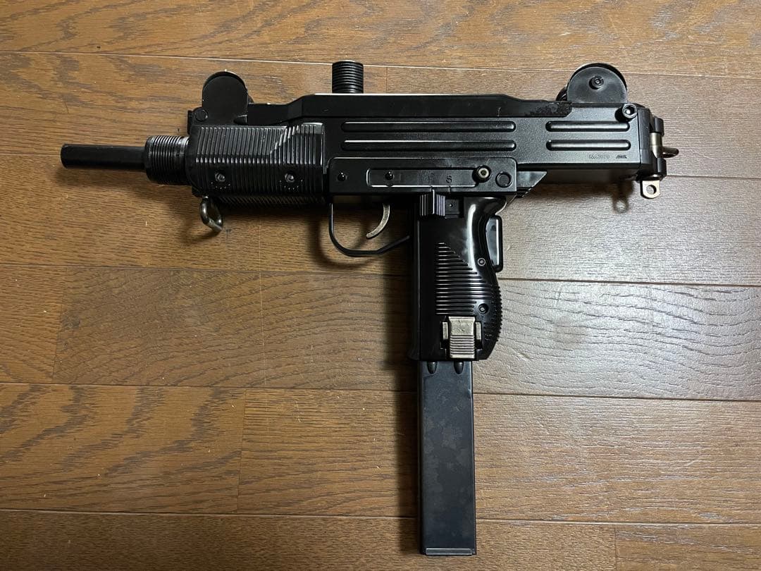 マルゼン mini UZI CUSTOM ウッドストック　エアコッキング