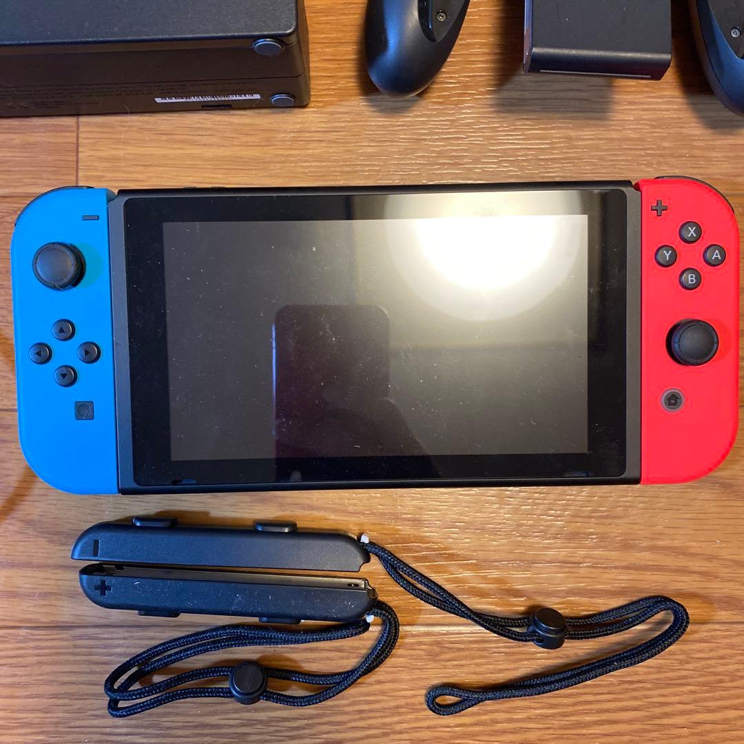 Nintendo Switch 本体 青/赤 Joy-Con