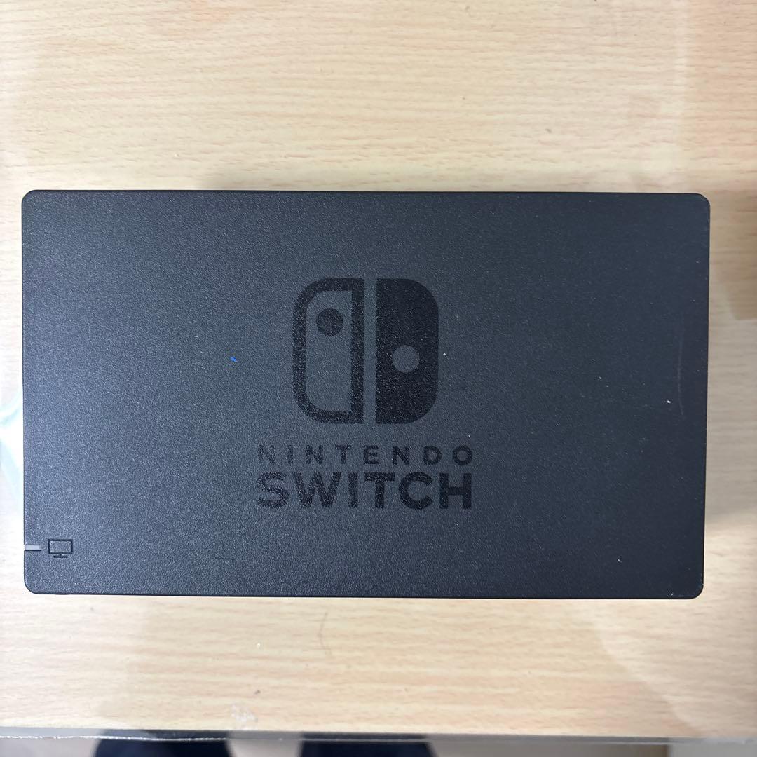 Switch ジャンク品　右ジョイコン不良　その他　SDカードなし　カセット付き