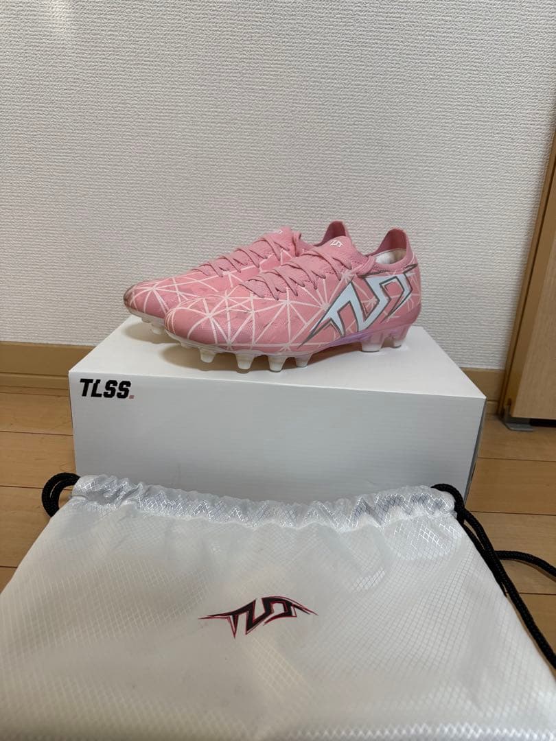 TLSS STRIKER 711 サッカーシューズ 41