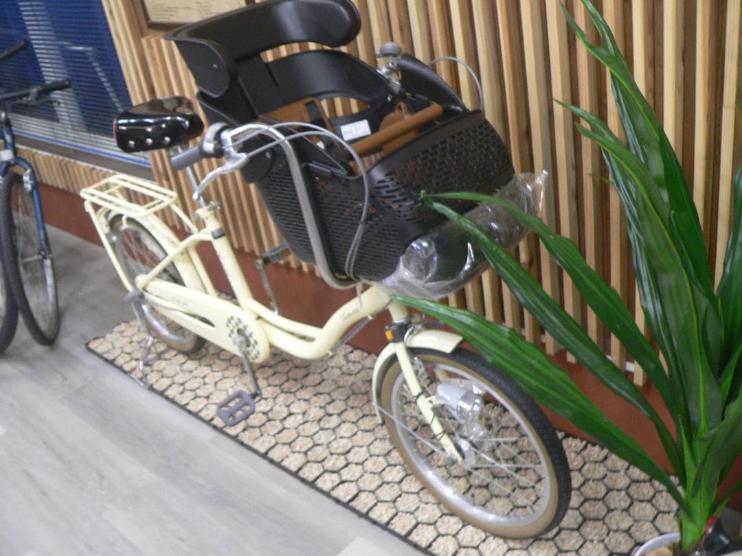 ウエルビサイクル　3人乗り、LEDライト　前輪、後輪20インチ 新車　完成車発送