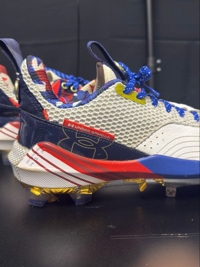 アンダーアーマー　金具スパイク　野球用　海外限定モデル　ハーパーモデル