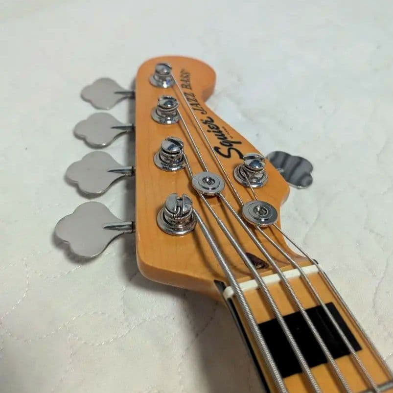 5弦 Squier classic vibe 70's Jazz Bass