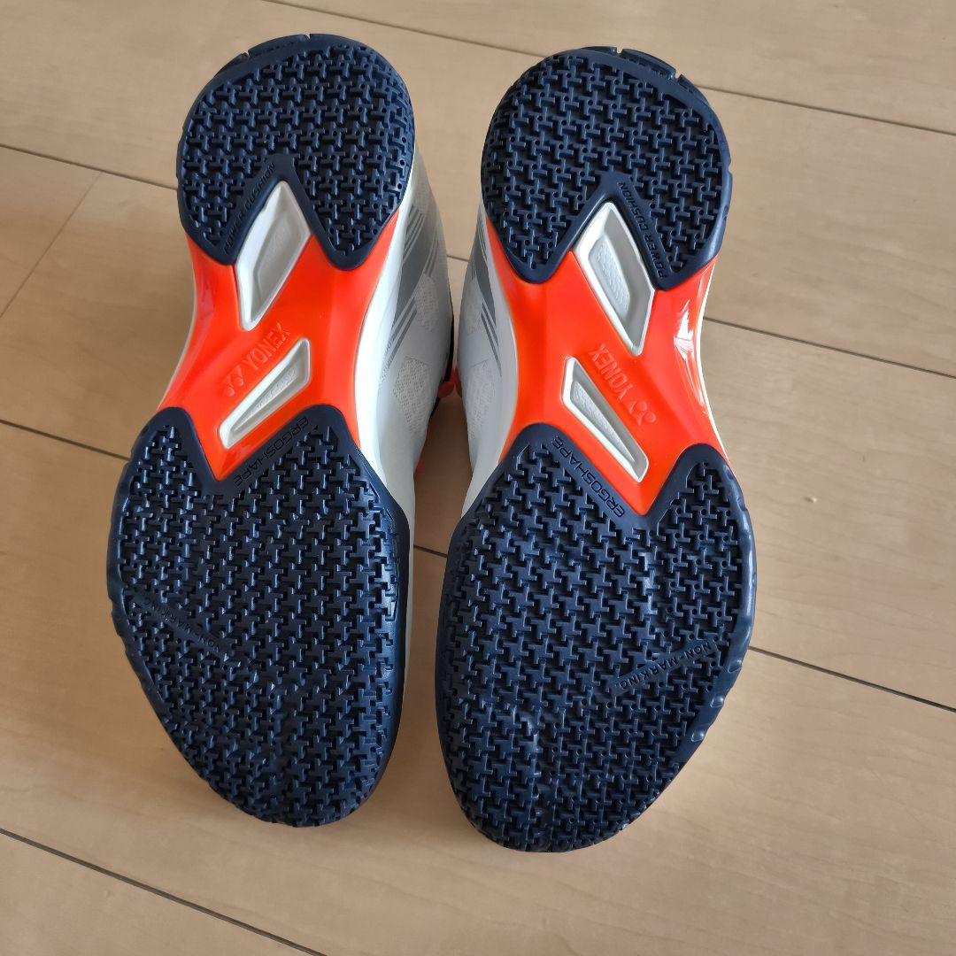 YONEX　バドミントンシューズ パワークッション ストライダービート　26cm