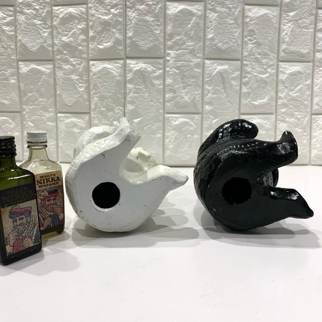 ニッカウヰスキー 抱き熊 木彫り風 陶器　置物 昭和　ブラックニッカ　白黒セット