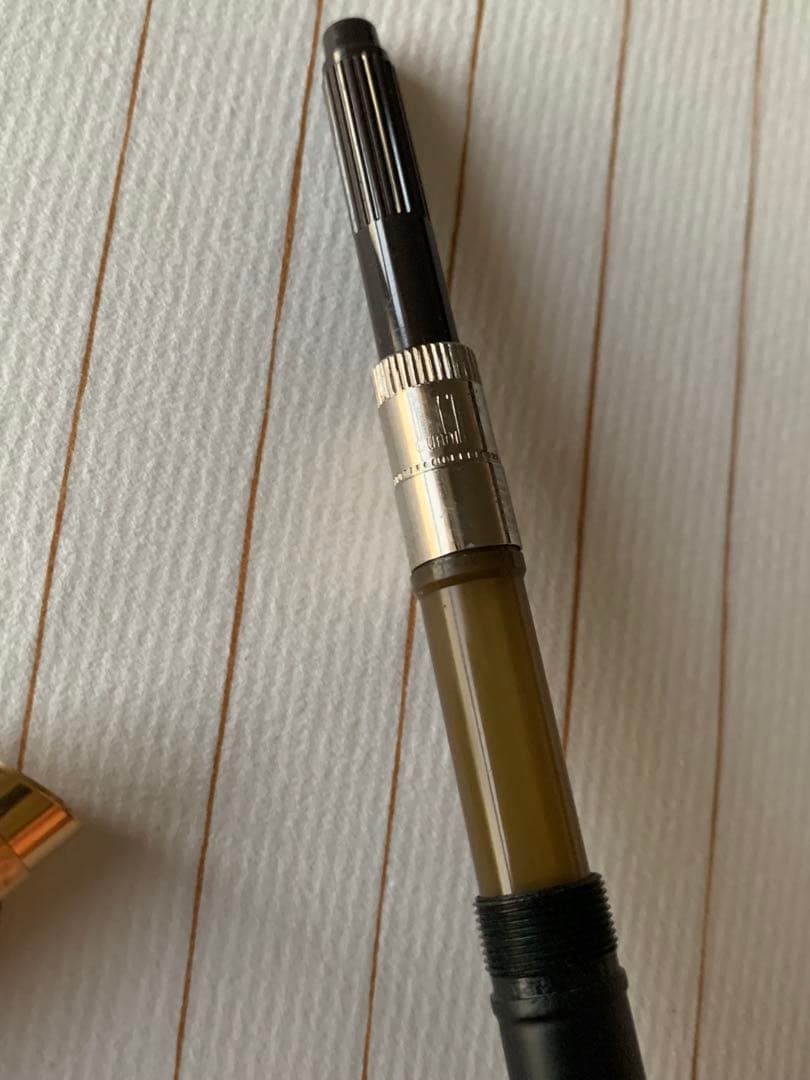 Dunhill（ダンヒル） ゴールド 万年筆 14K F