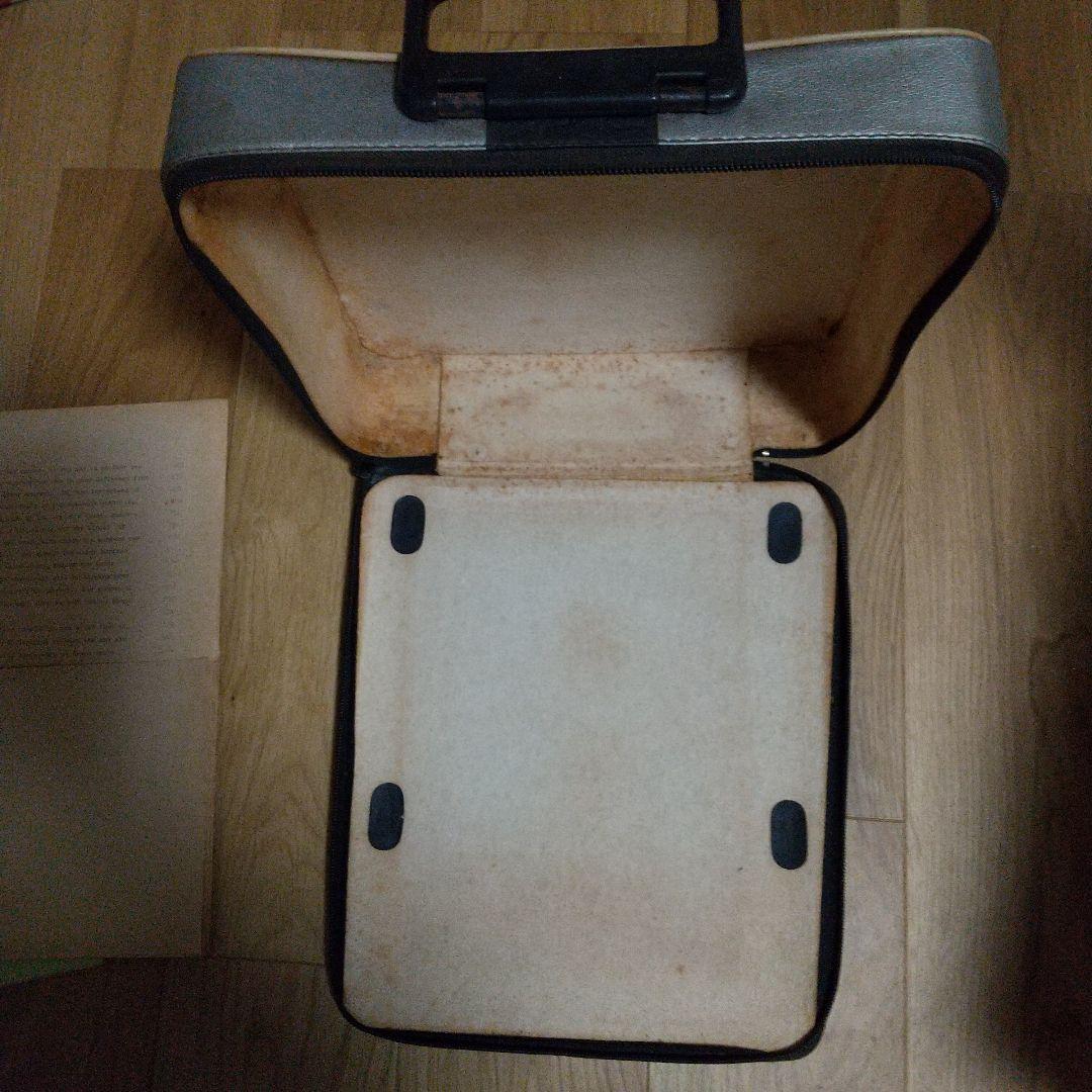 オリベッティタイプライター