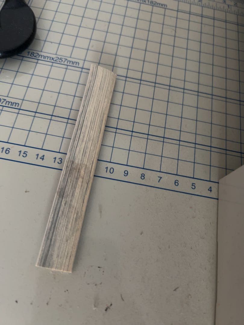 大型裁断機機 .予備の 替え刃 .刃受け木もあり