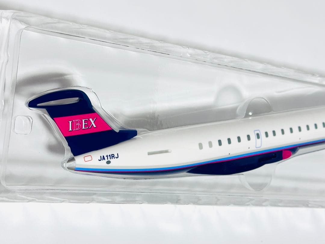 航空機・ヘリコプター 1/100 IBEX CRJ700 NextGen JA11RJ