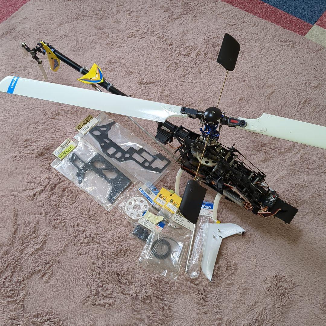 ヒロボーHirobo Shuttle RG RCヘリコプター ［中古品]