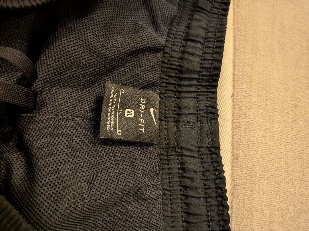 Nike Paris Saint-Germain ウーブンスーツジャージセット