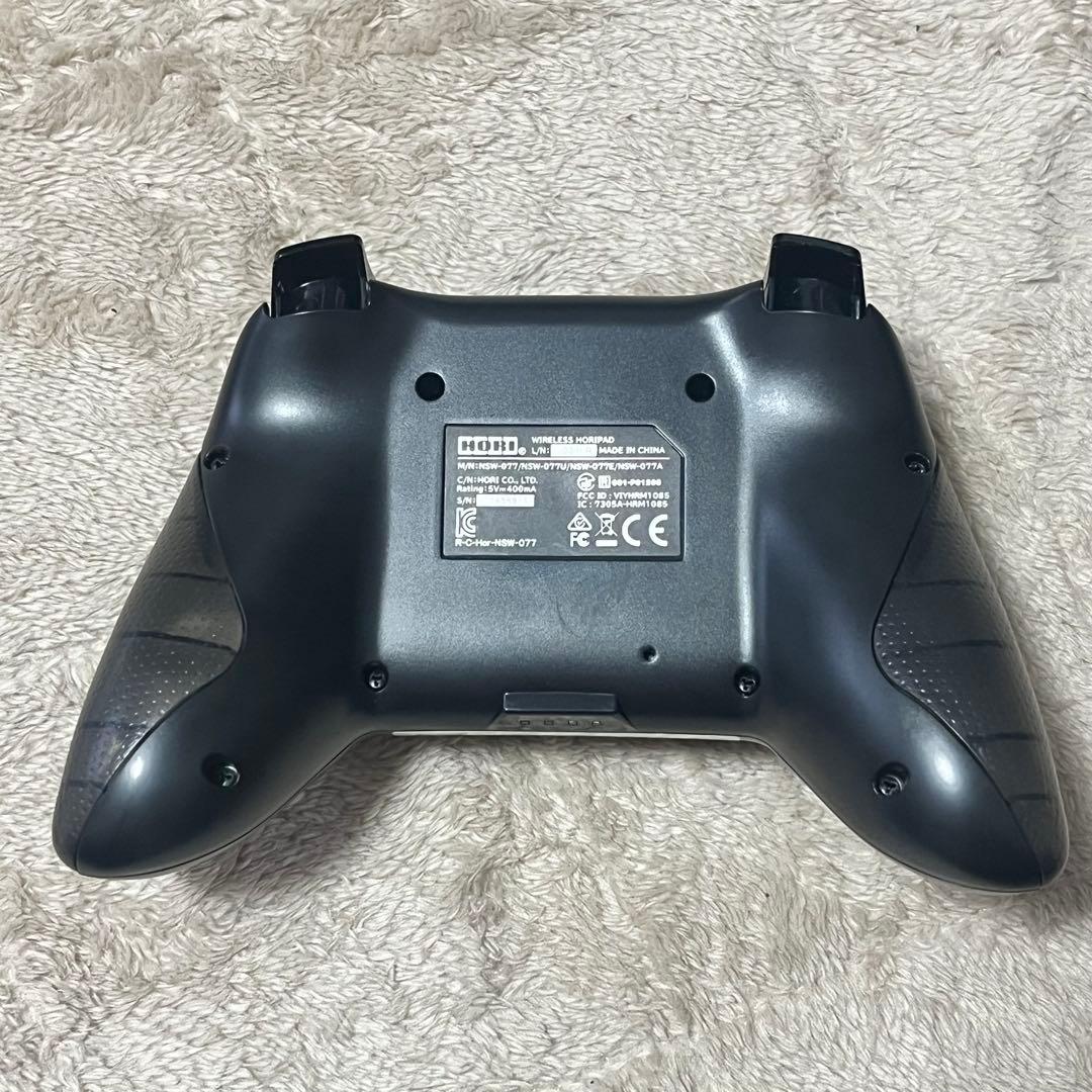 任天堂スイッチ　Nintendo Switch 本体　ホリ　コントローラー