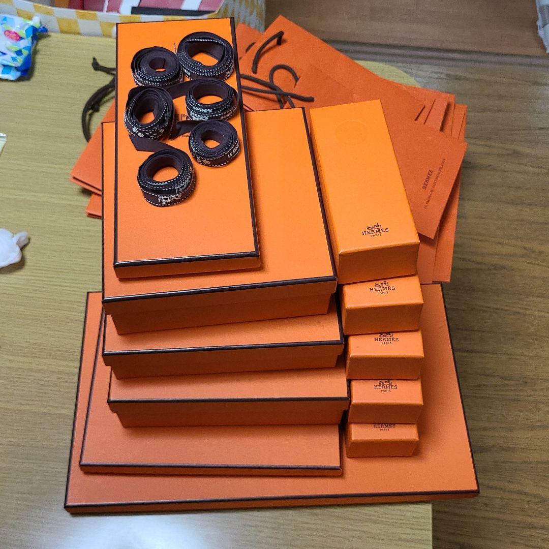 エルメス紙袋11枚　大、中、小箱11箱リボン6本