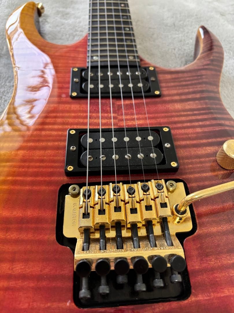 PARM BAY分厚いフレイムメイプルのギター