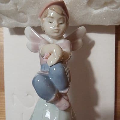 （新品)リヤドロ人形 妖精 ベルLLADRO 廃盤絶版品 宝物 置物 人形 美術