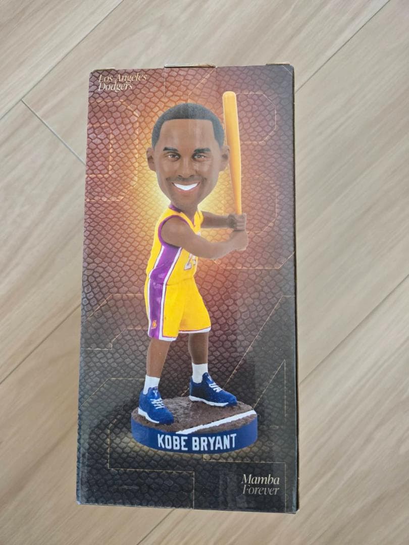 KOBE BRYANT コービー・ブライアント ボブルヘッド　ドジャース球場