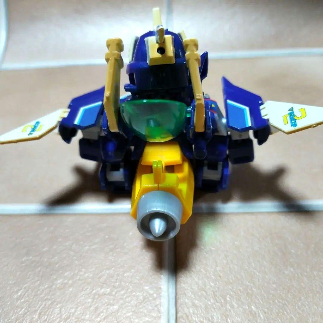 ビーダマン希少⭐B ビーダマン爆外伝⭐〈写真1.2枚目〉4体セット