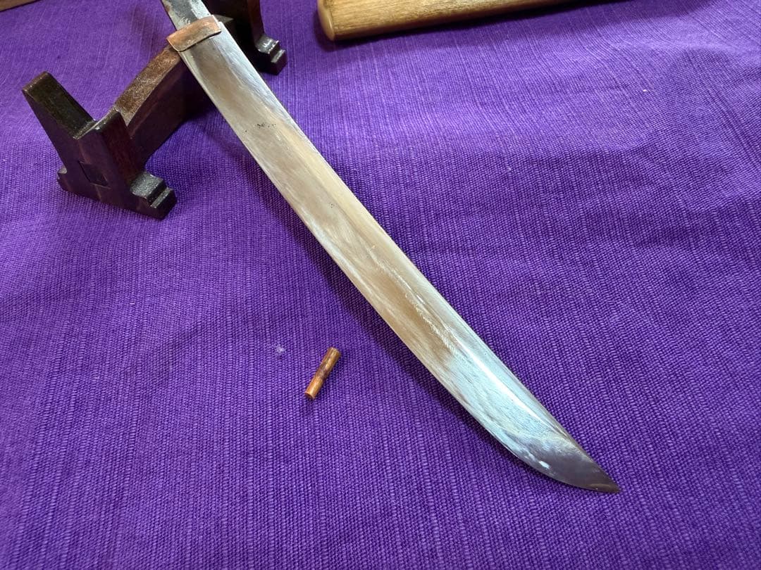 日本刀　合口小刀　短刀　極小（脇差刀装具鍔鐔拵目貫小柄縁頭笄馬針貫級刀白鞘刀剣侍