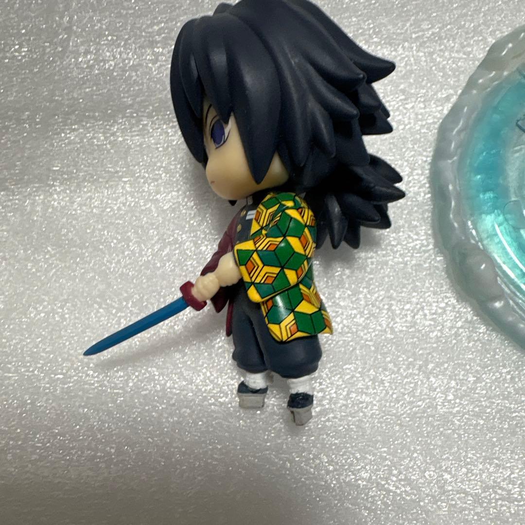 鬼滅の刃 ほーるどフィギュア ミニ　冨岡義勇　フィギュア