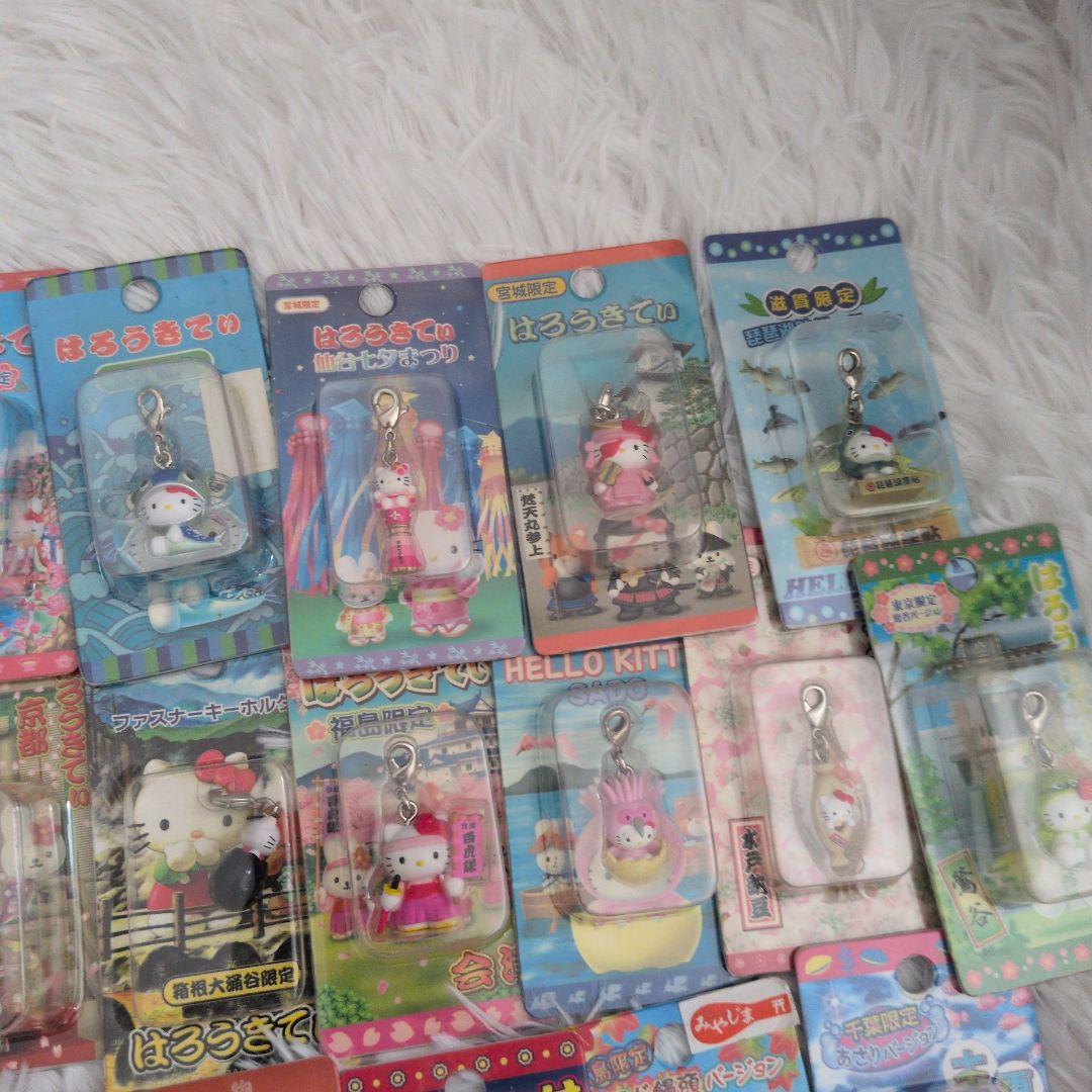 ご当地ハローキティのファスナーストラップ大量セット