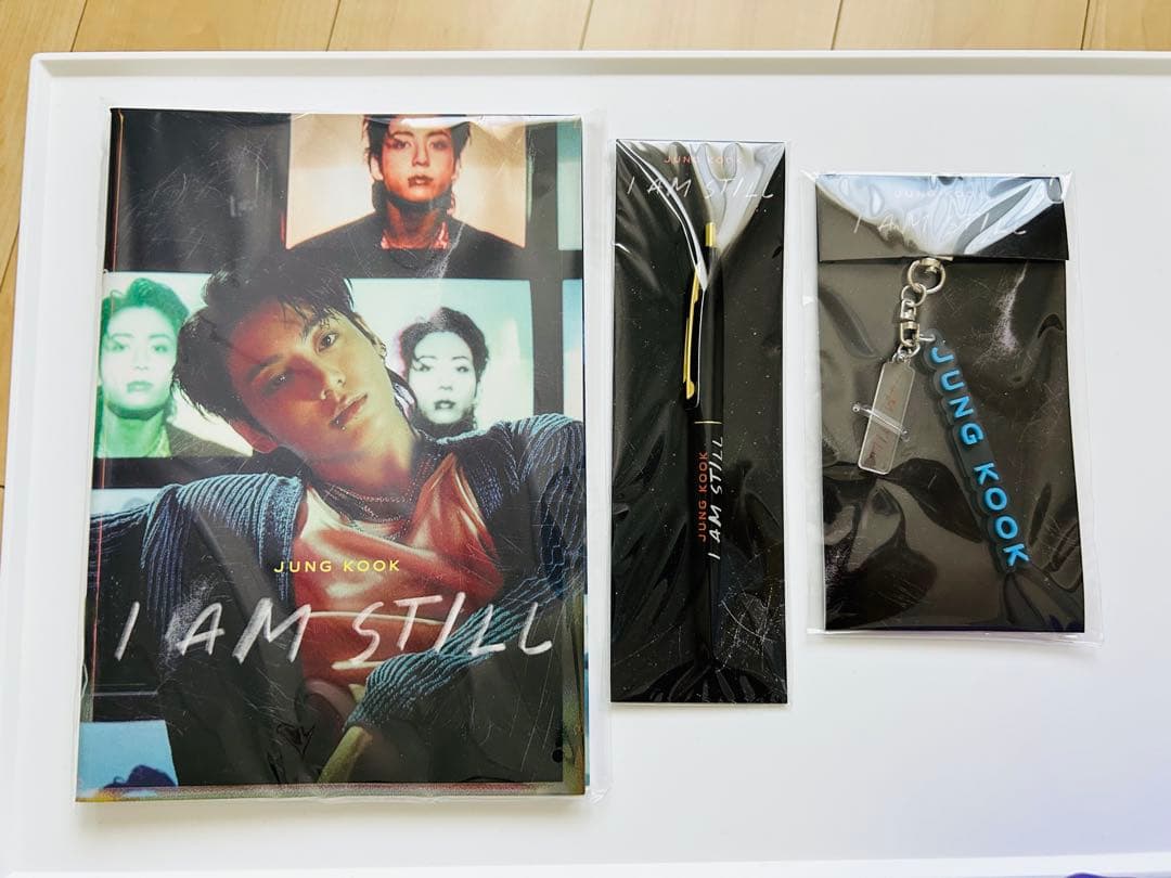 JUNGKOOKグッズ(GOLDEN/IAMSTILL)