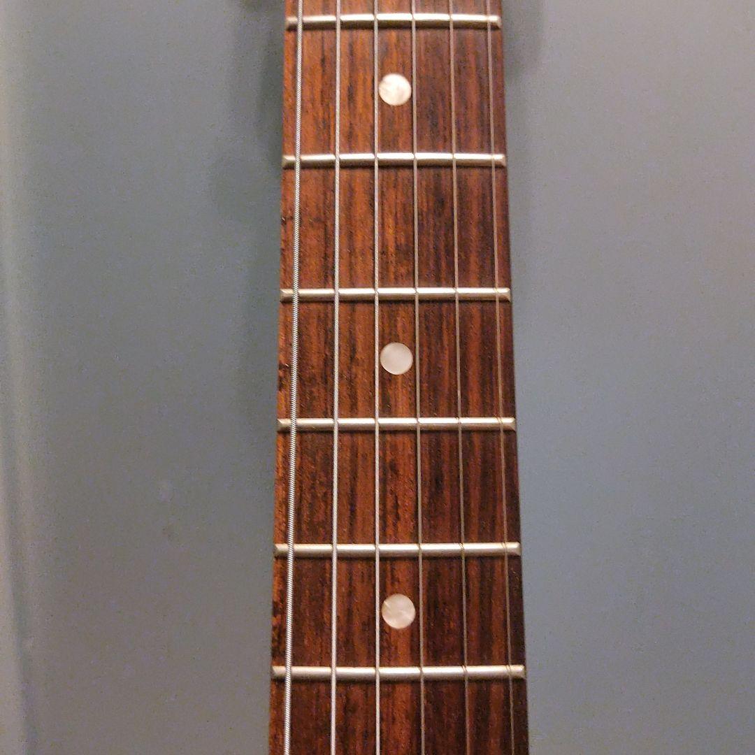 Squier Stratocaster レッド