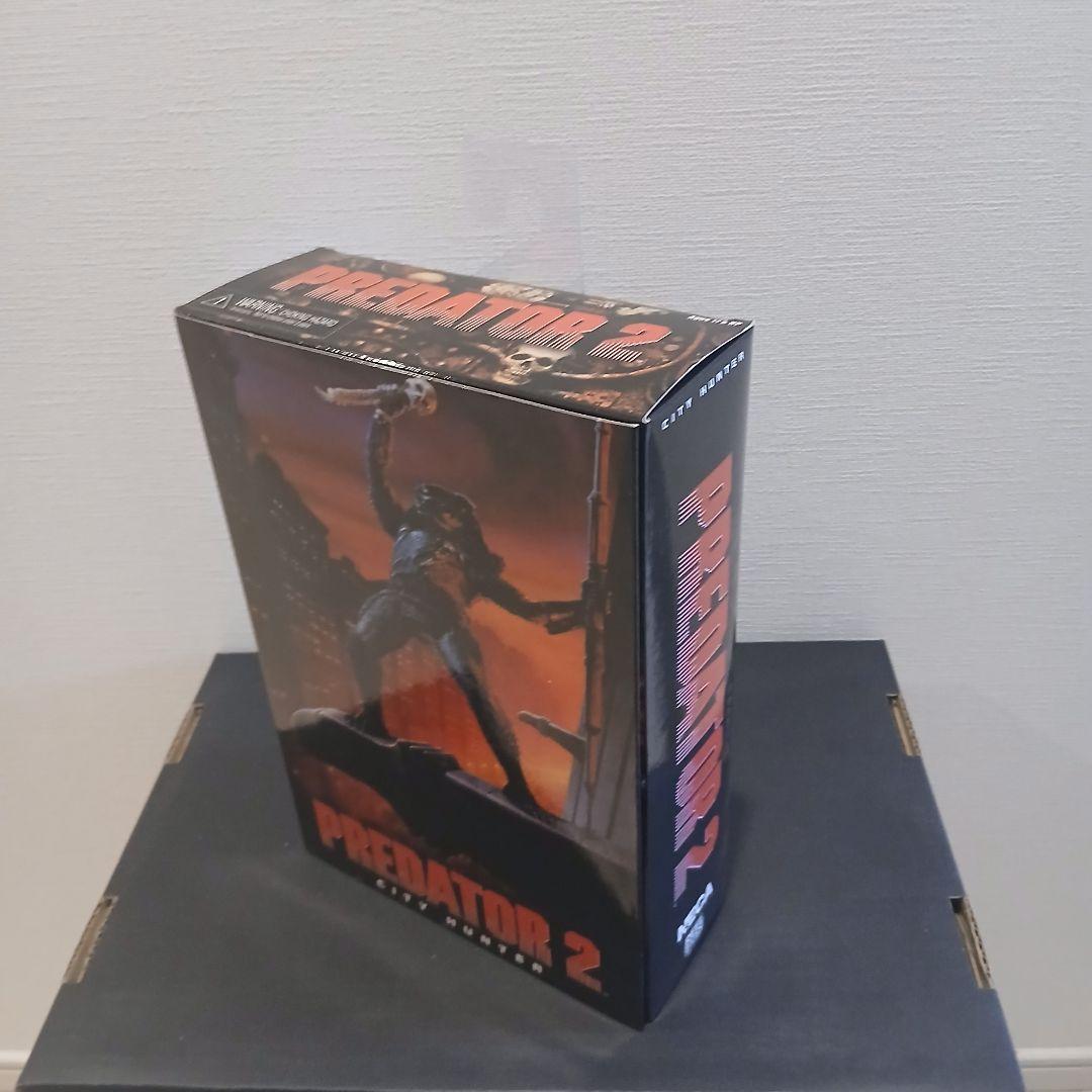 NECAネカ　アルティメットシティハンタープレデター未開封
