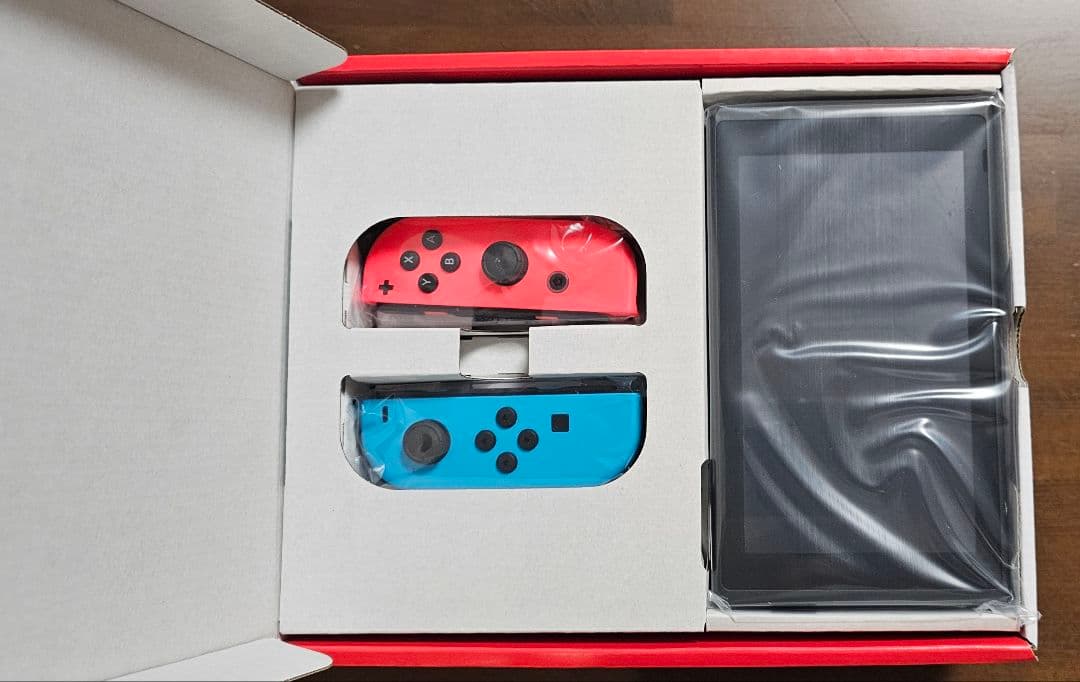 Nintendo Switch 本体 (新品・未使用)