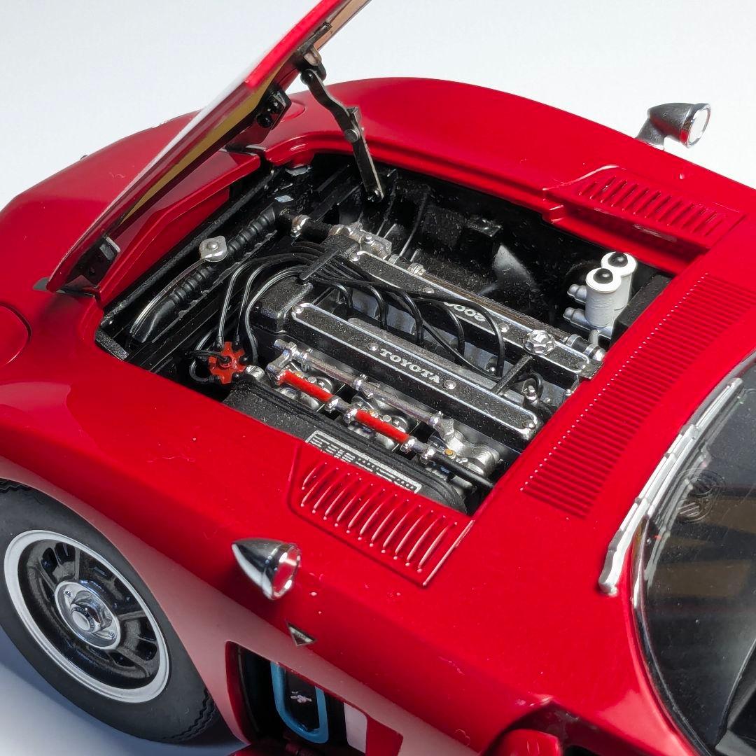 オートアート 1/18 トヨタ2000GT レッド