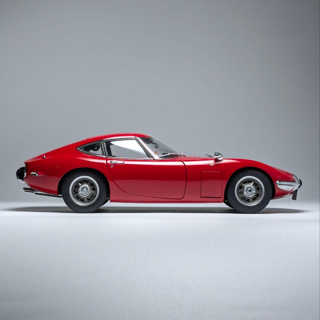 オートアート 1/18 トヨタ2000GT レッド