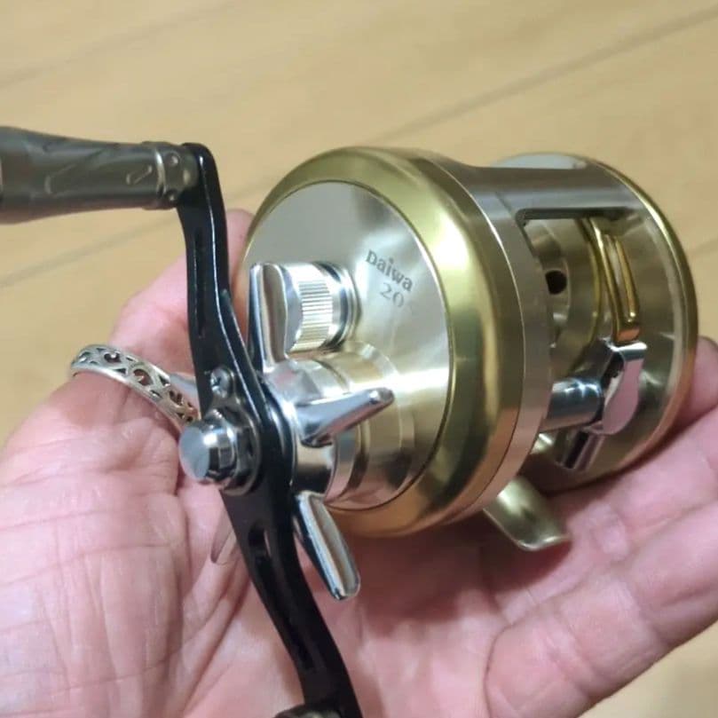 ミリオネア CV-Z 205 美品