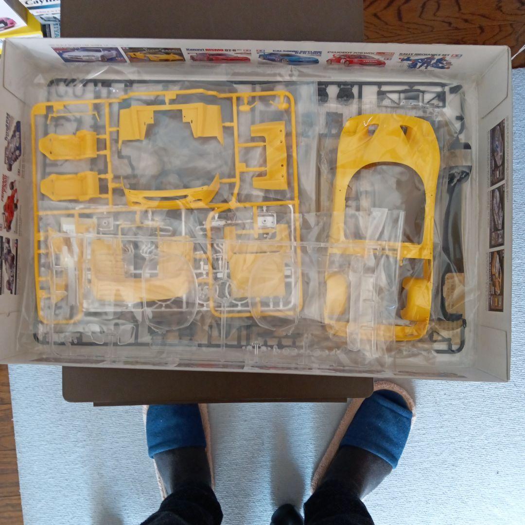 Ferrari F50 赤・黄色 1/24 プラモデル