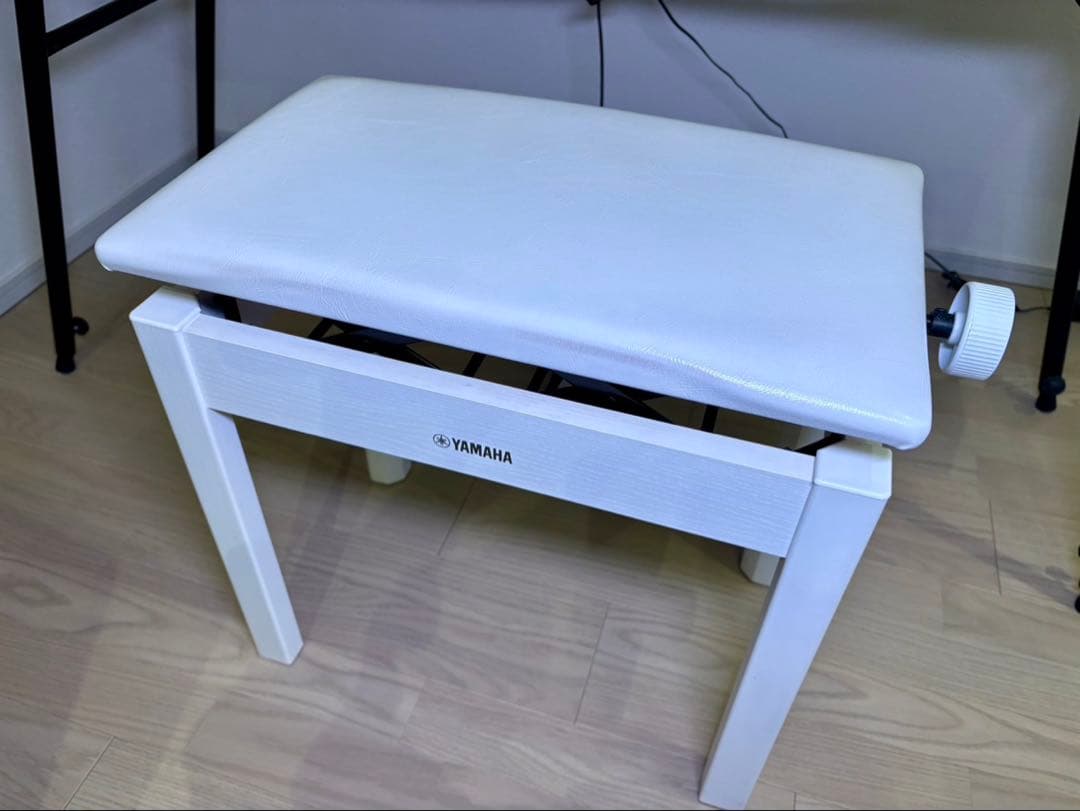 ヤマハ電子ピアノ木製鍵盤P-515WH 白 付属品セット直接引渡し限定(大田区)