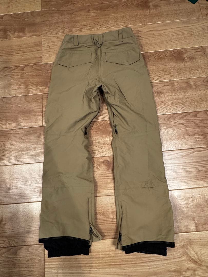 Burton [ak] スウォッシュ ジャケット＆コバート 2.0 2L パンツ