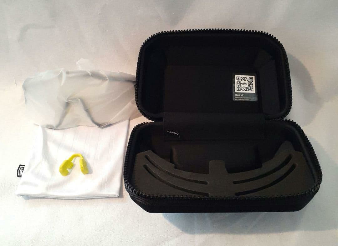 100% Speedcraft 調光レンズ ワンハンドレッド サングラス