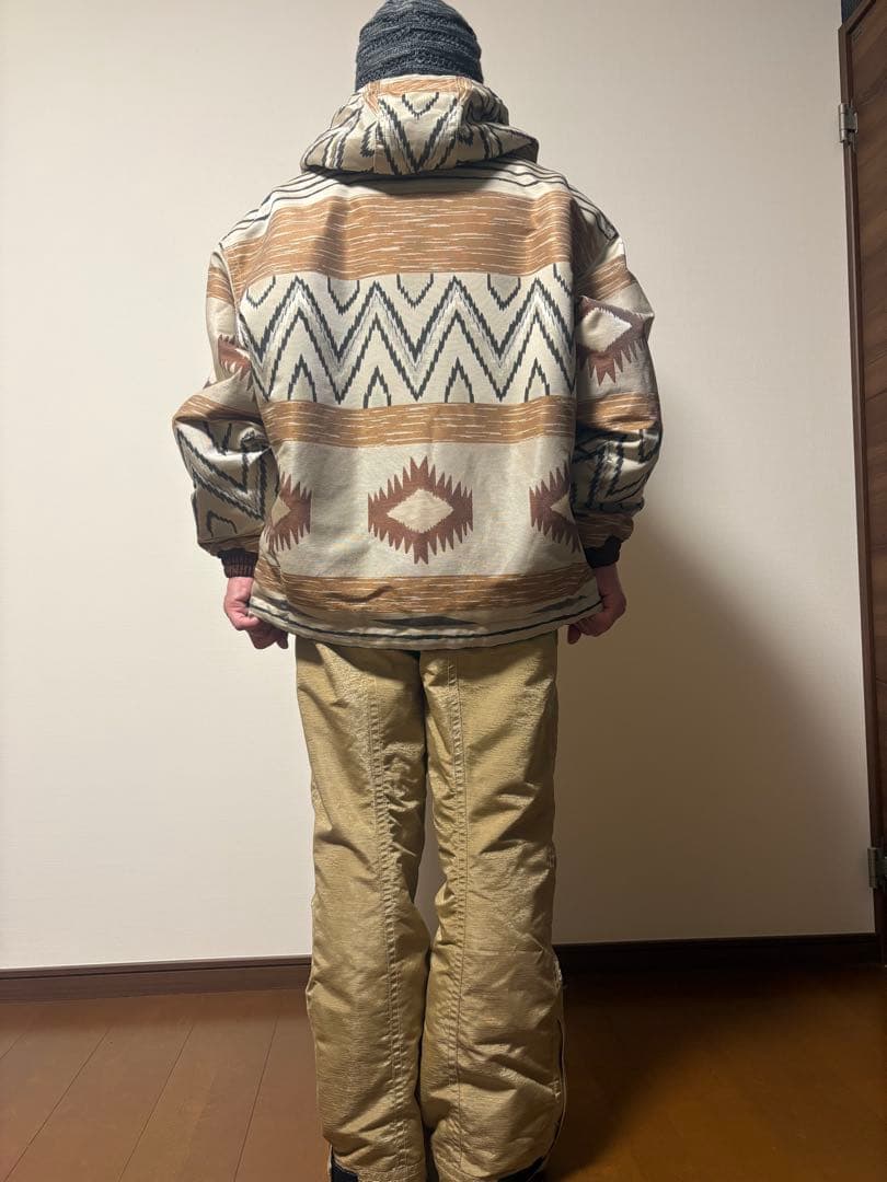 超お買い得！早い者勝ち。ゴールドウィン　スキーウェアメンズ　上下　グローブ付