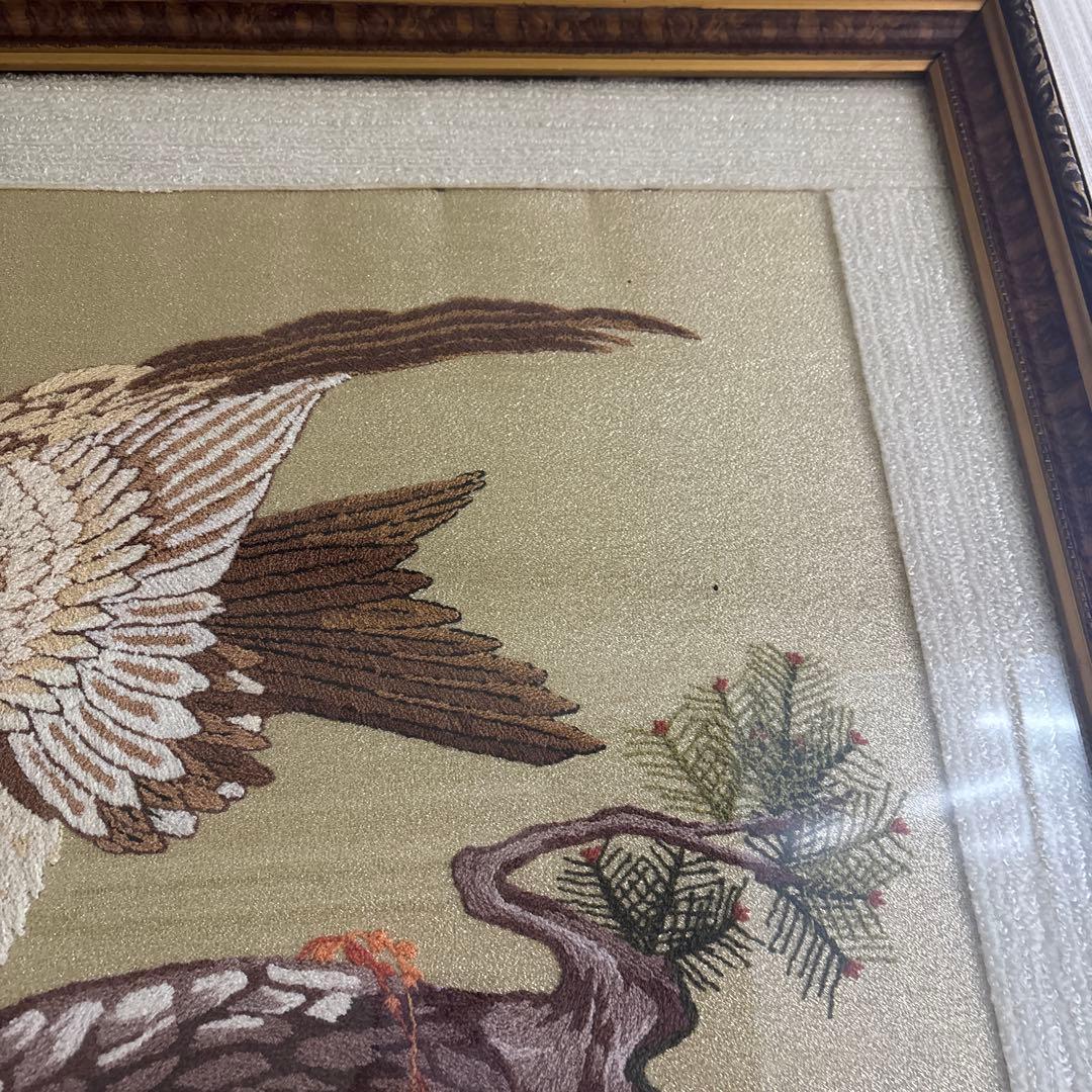 ③文化刺繍　鷹