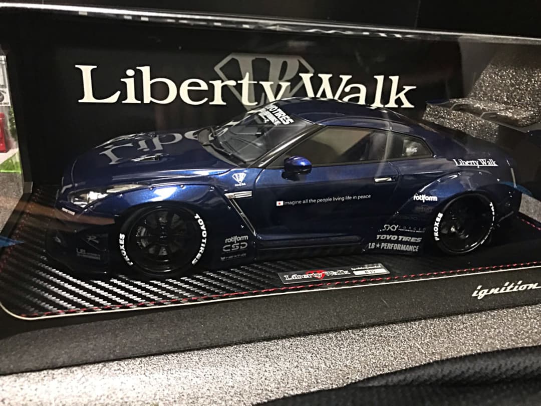 イグニッションモデル 1/18 リバティーウォーク GTR メタリックブルー