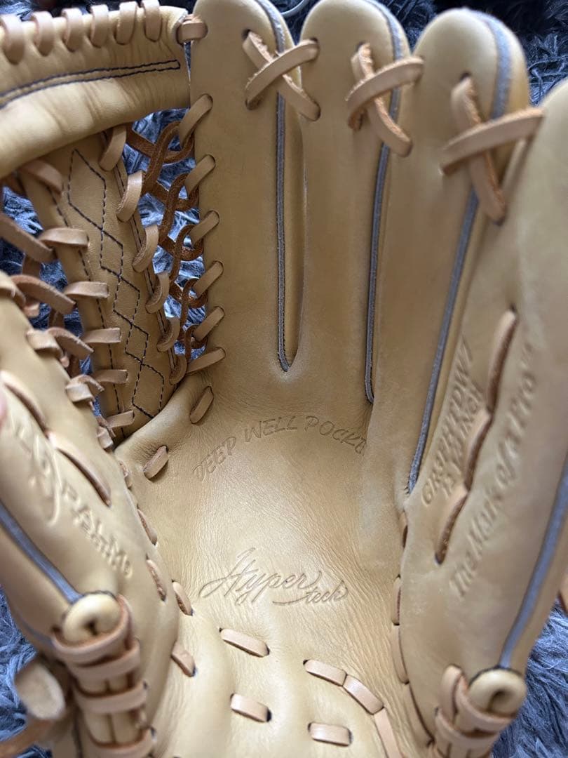 Rawlings Hyper Tech ベージュグローブ