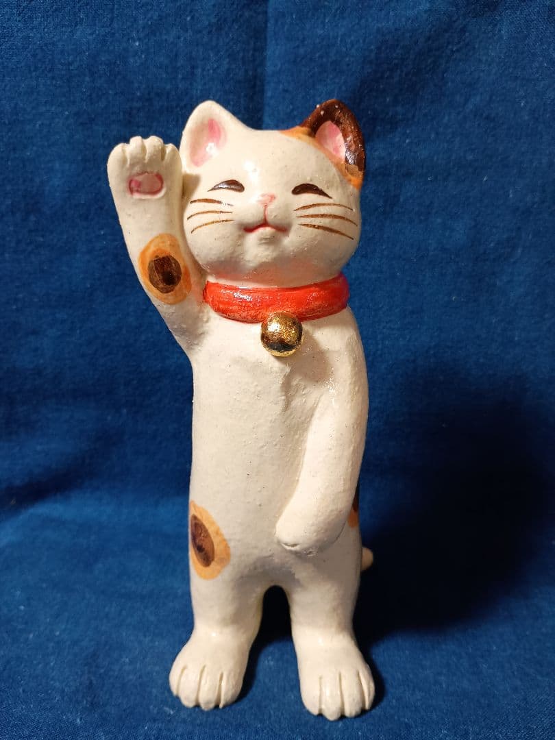 招き猫　右手上げ立ち招き猫陶器製大小　山崎清孝作品　新品長期保存品