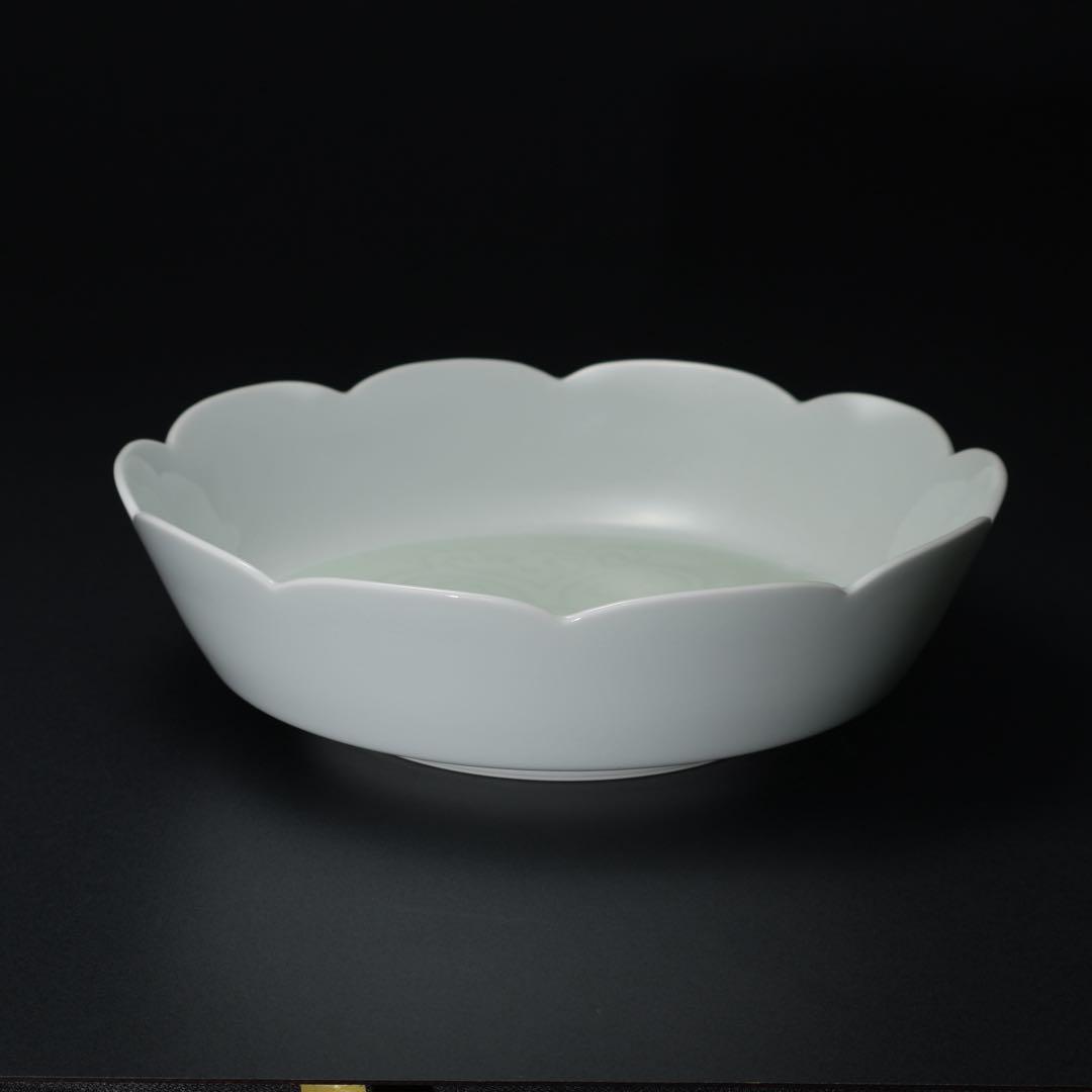 人間国宝　井上萬二　青白磁彫文鉢　共箱　R1491ダK2