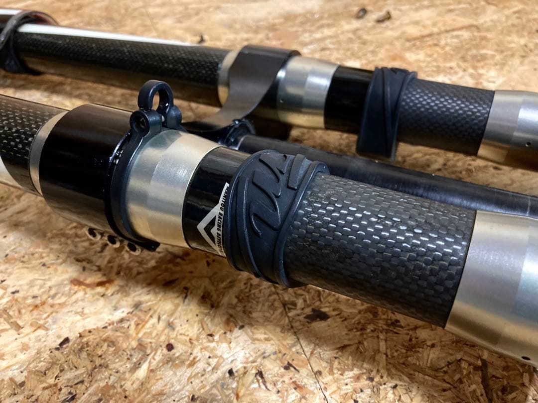 Manitou Dorado カーボン×アルミ 倒立フォーク