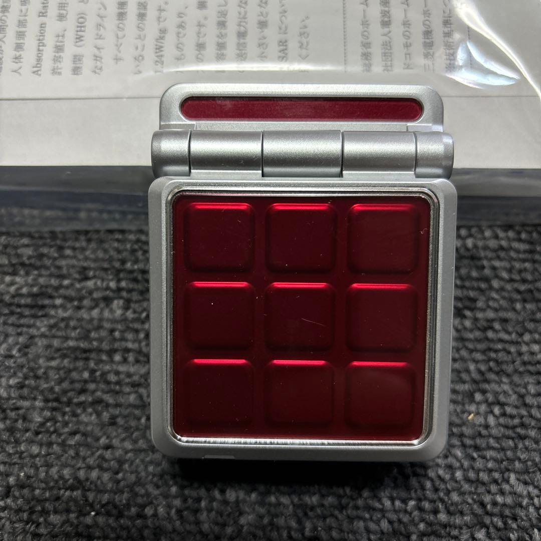 未使用ドコモ ムーバ　D253iwm music porter RED ガラケー